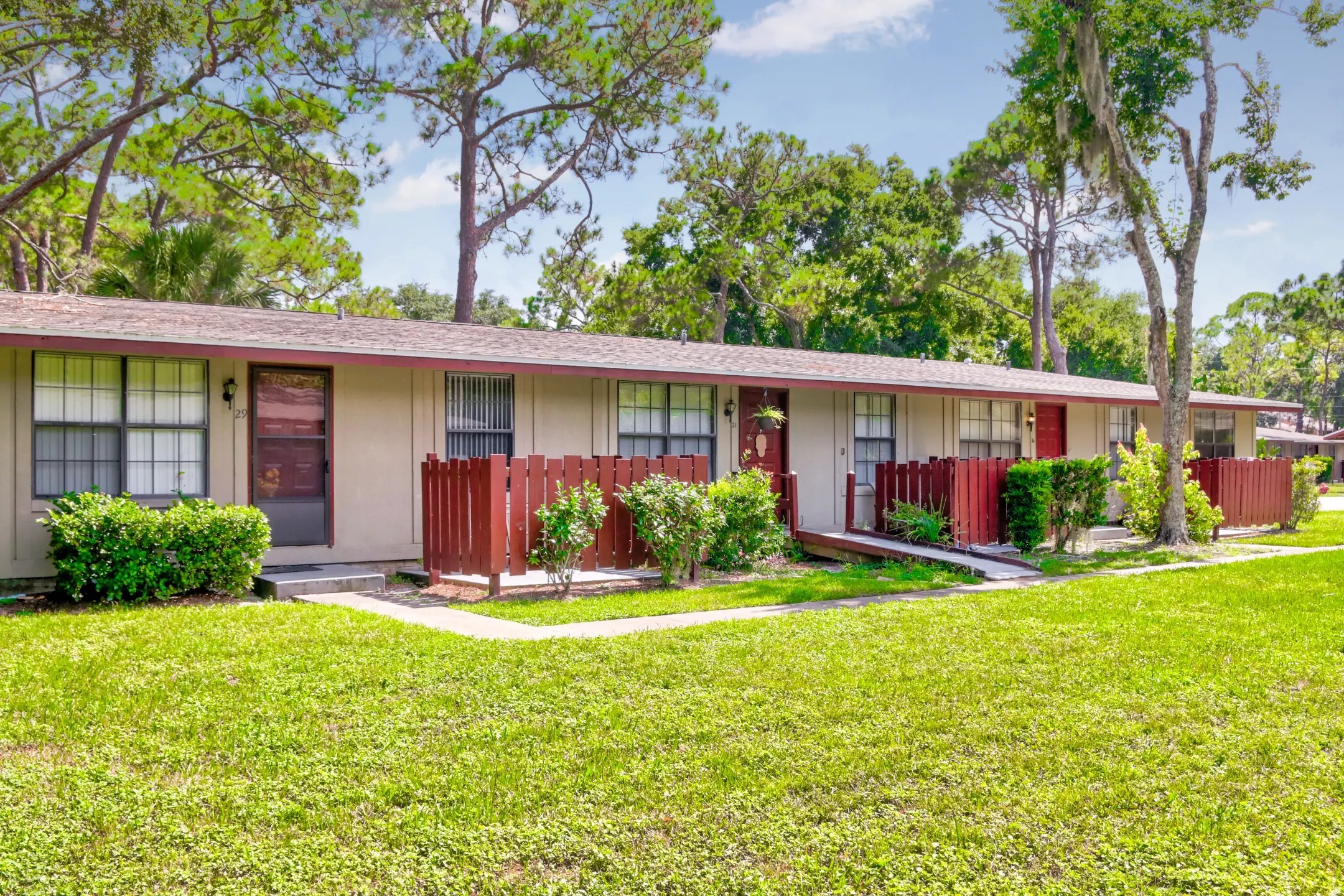 Camellia Court Apartments